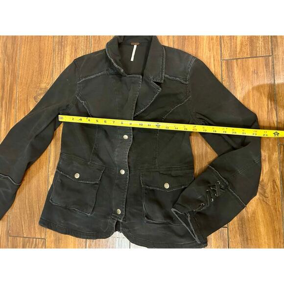 Free People Ruffled Utility Jacket size Small - Picture 7 of 9